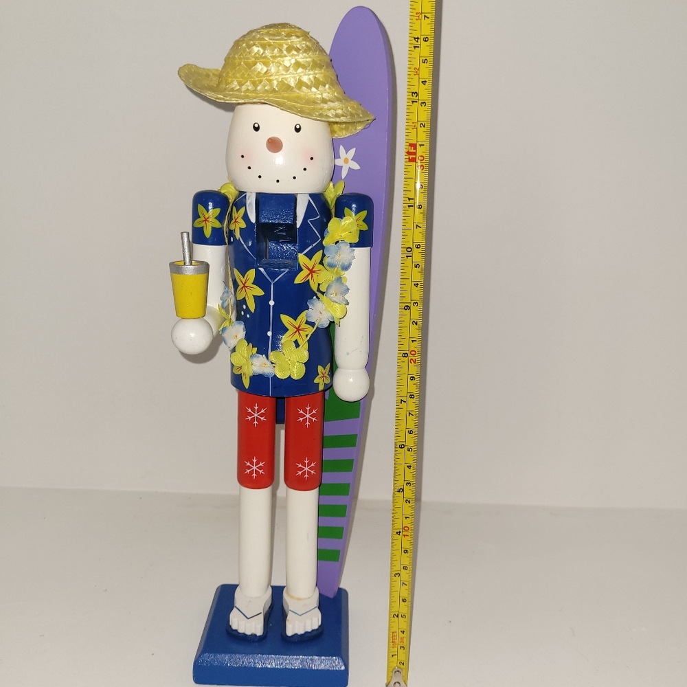 Nut Cracker - Surfer dude